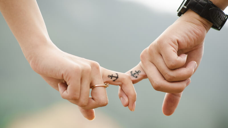 Si può essere incontri, ma non in una relazione