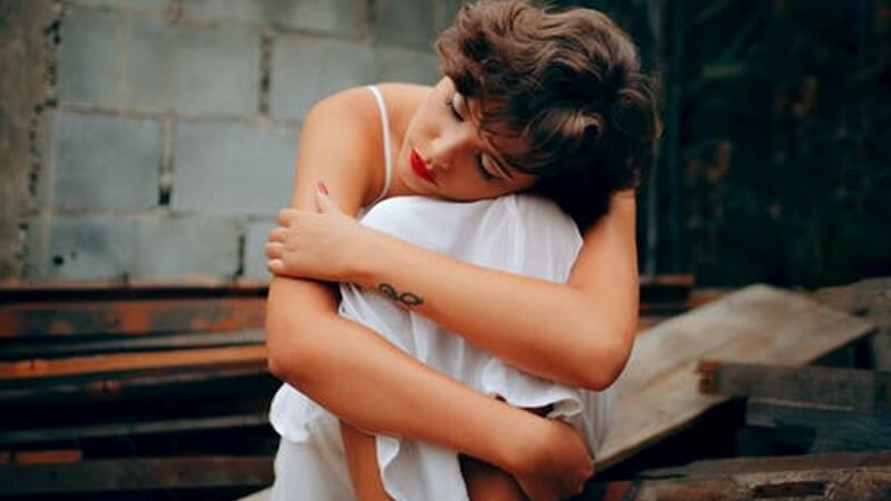 donne belle sfortunate in amore